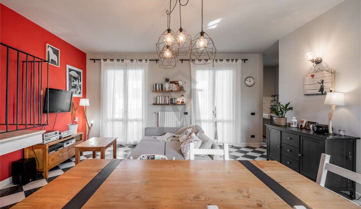 imm_45119-20250923172856-1280-