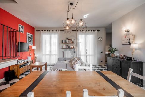 imm_45119-20250923172856-1280-