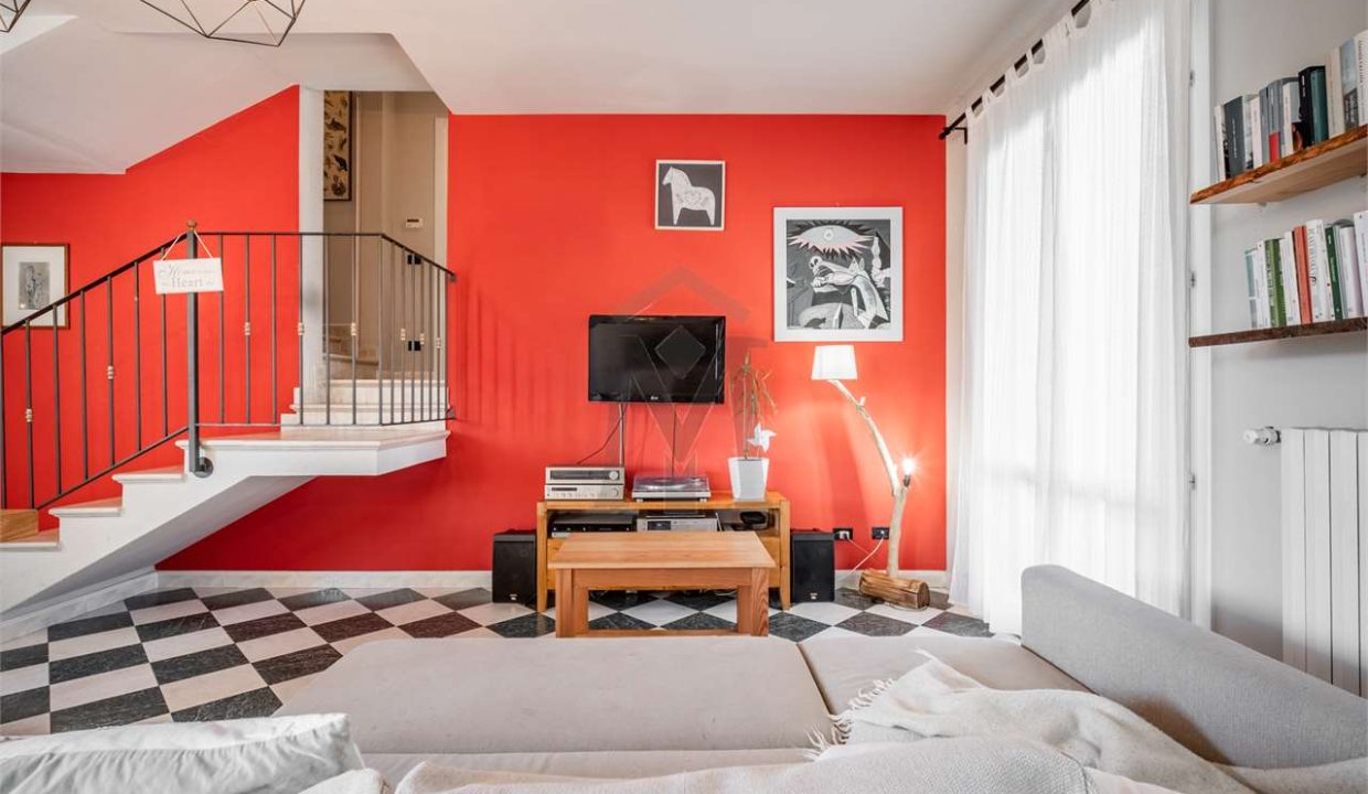 imm_45123-20250923172811-1280-