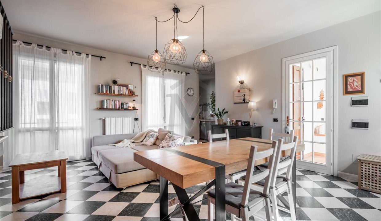 imm_45127-20250923172732-1280-