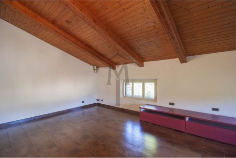 imm_45242-20250925095827-1280-