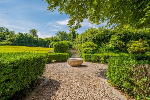 imm_45551-20251009110605-1280-