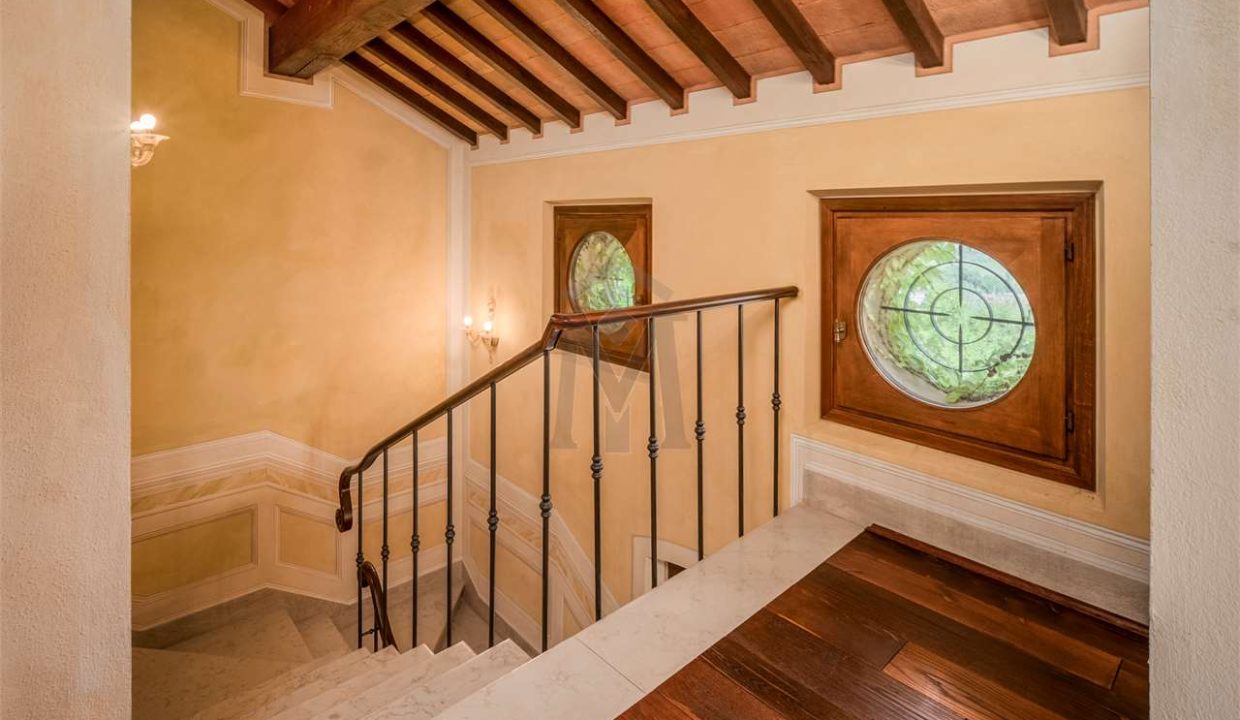 imm_45561-20251009110128-1280-