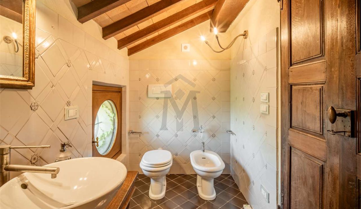 imm_45563-20251009110219-1280-