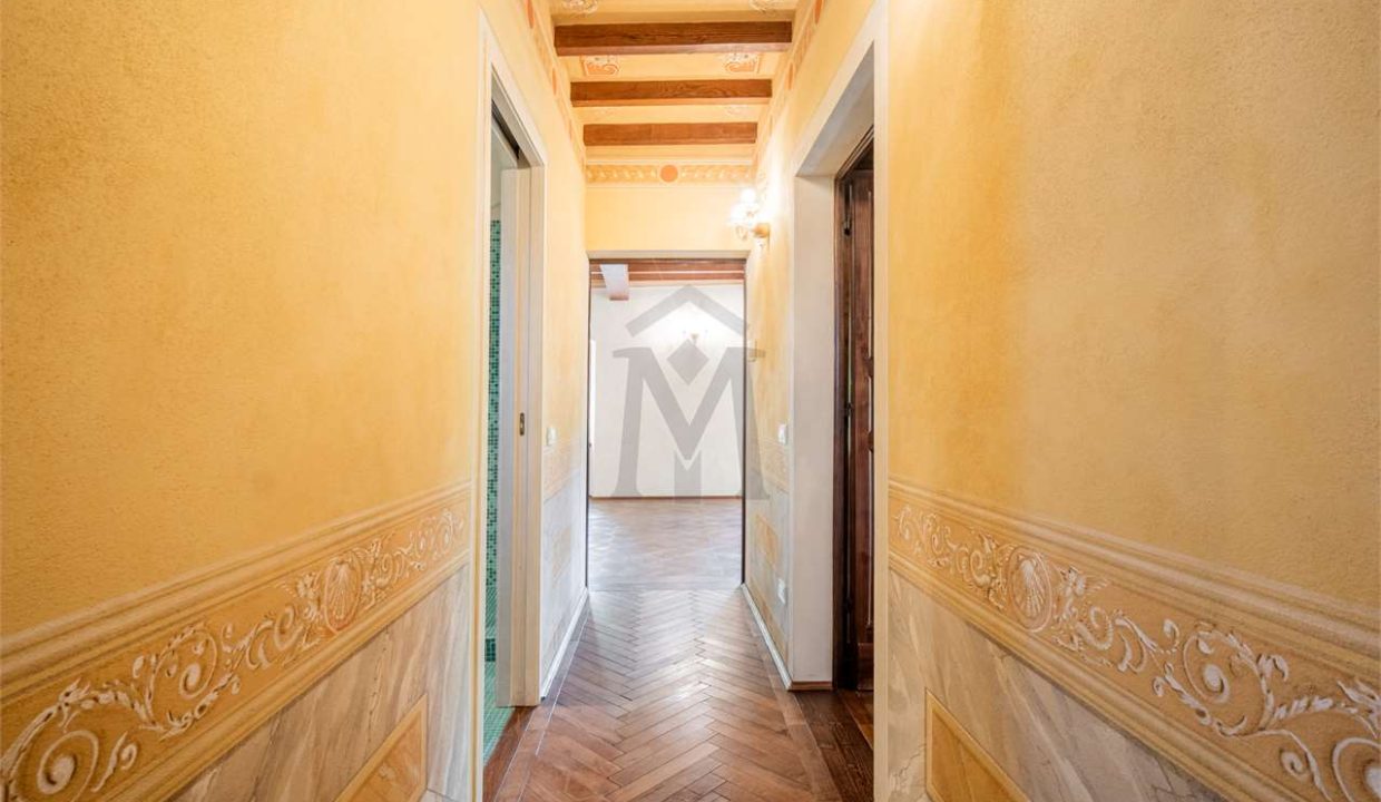 imm_45570-20251009105809-1280-