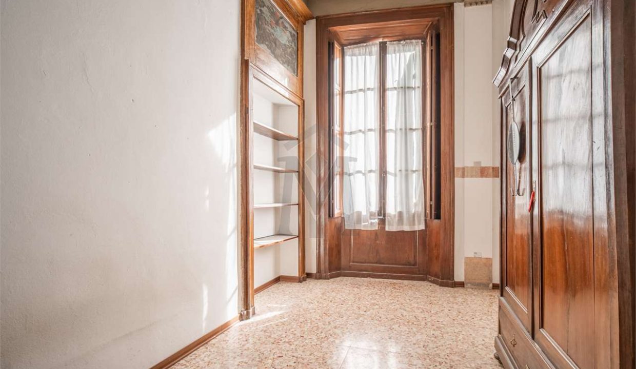 imm_46173-20251027185156-1280-