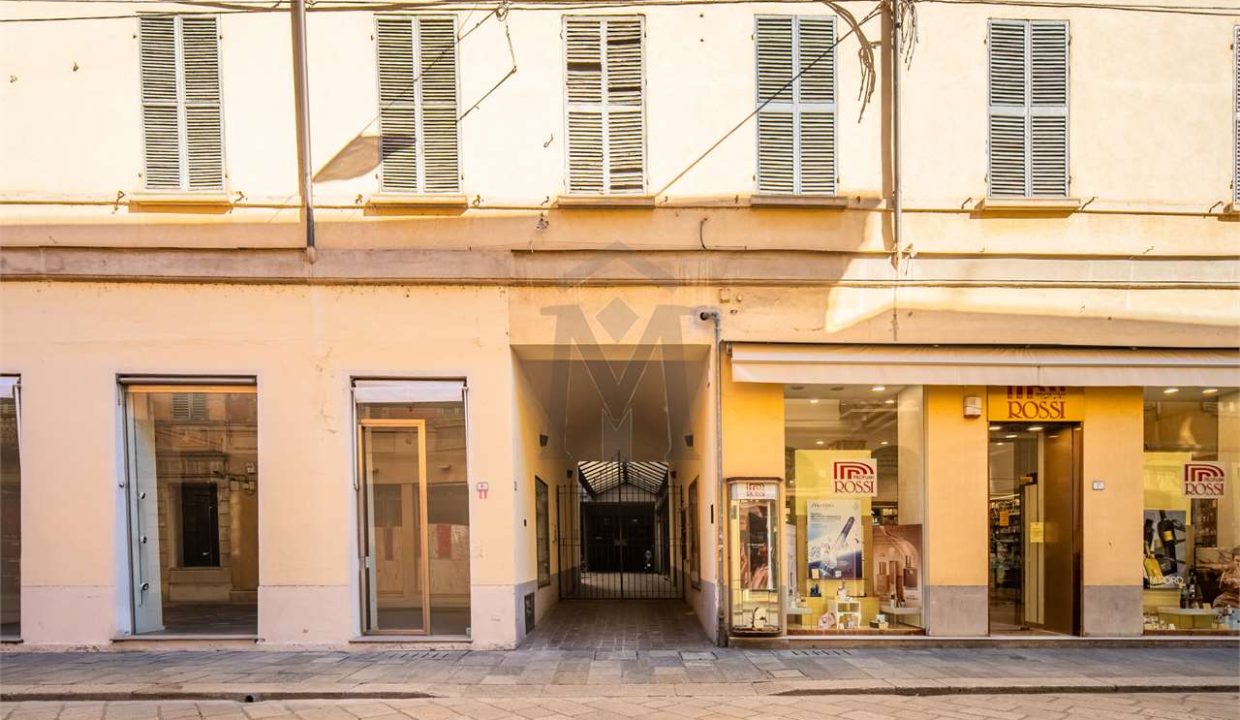 imm_46182-20251027185531-1280-