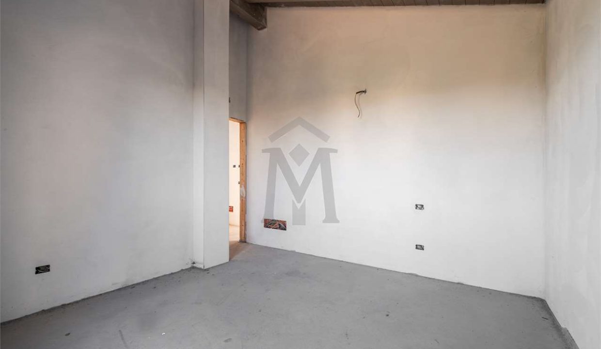 imm_46353-20251106174558-1280-