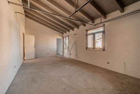 imm_46360-20251106174544-1280-