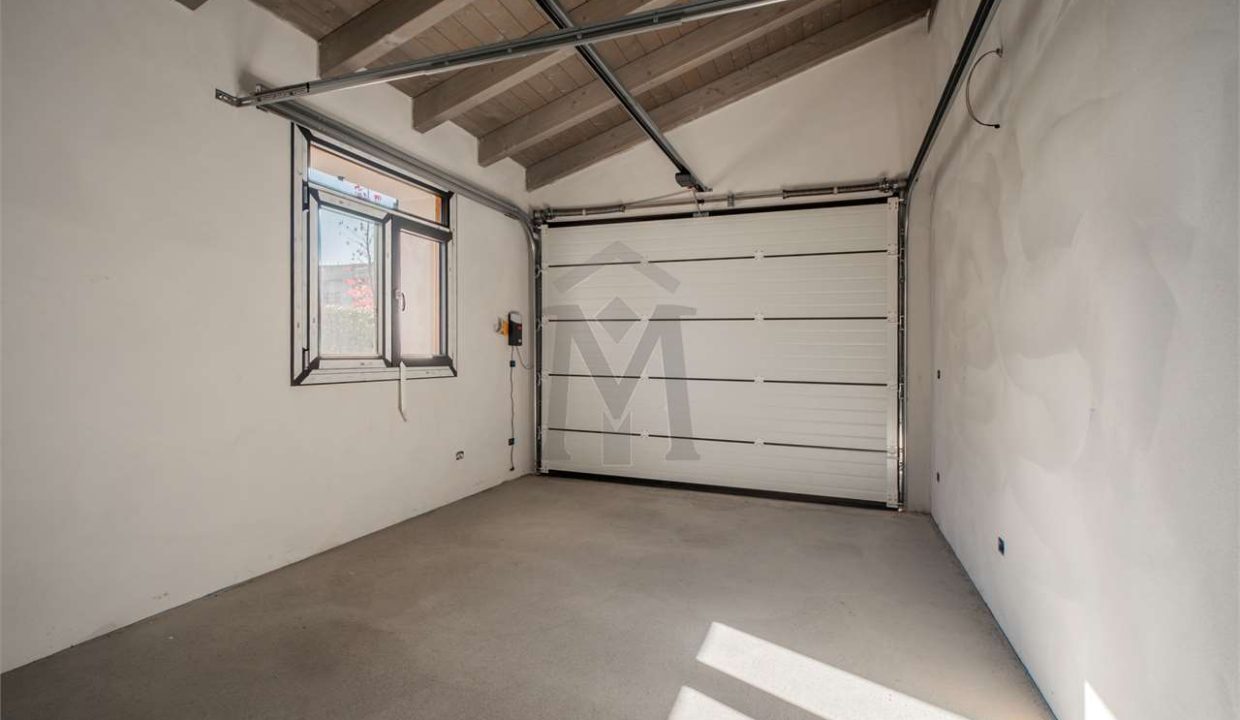 imm_46385-20251107111457-1280-