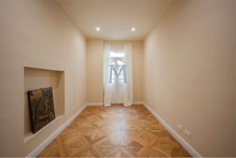 imm_46414-20251107161022-1280-