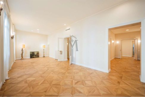 imm_46423-20251107112834-1280-