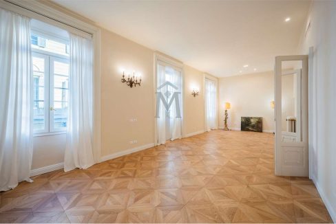 imm_46424-20251107112852-1280-