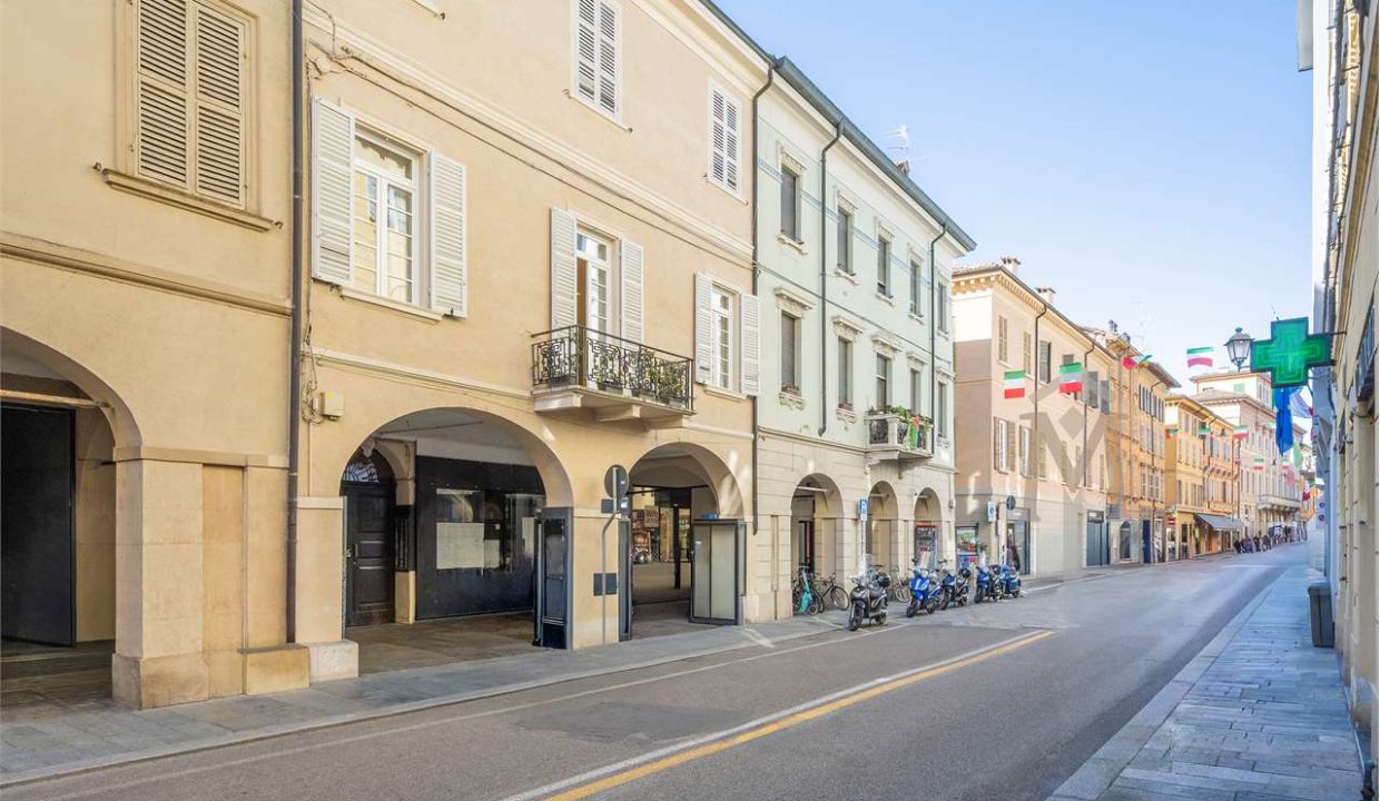 imm_46466-20251107163218-1280-