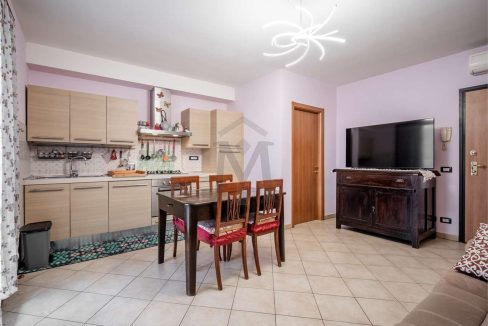 imm_46471-20251110181109-1280-