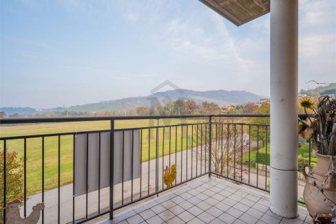 imm_46479-20251110181135-1280-