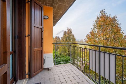 imm_46480-20251110181138-1280-