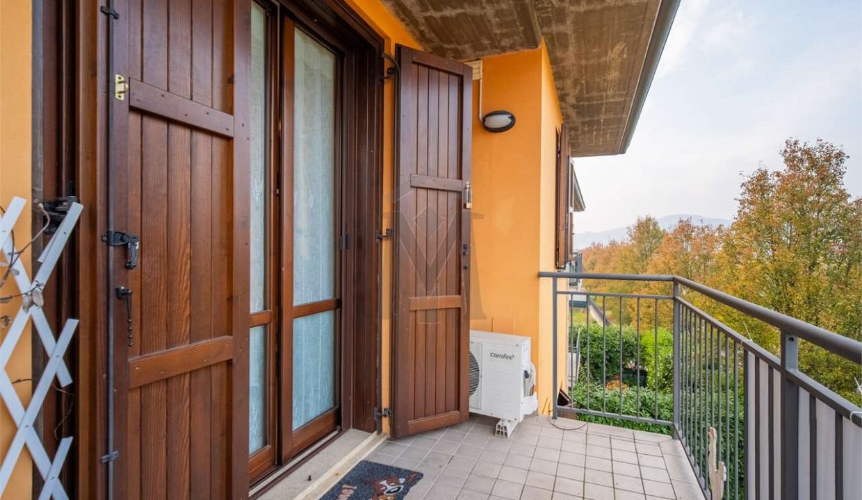 imm_46481-20251110181141-1280-