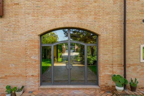 imm_35336-20251120160243-1280-