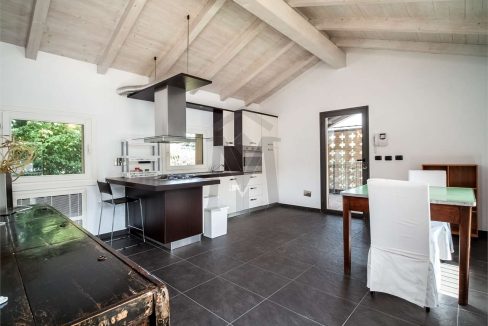 imm_35345-20251120160511-1280-