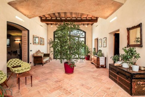 imm_35365-20251120160227-1280-