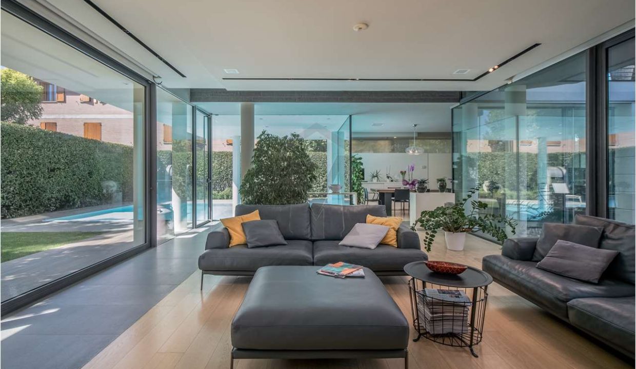 imm_37394-20240925155211-1280-