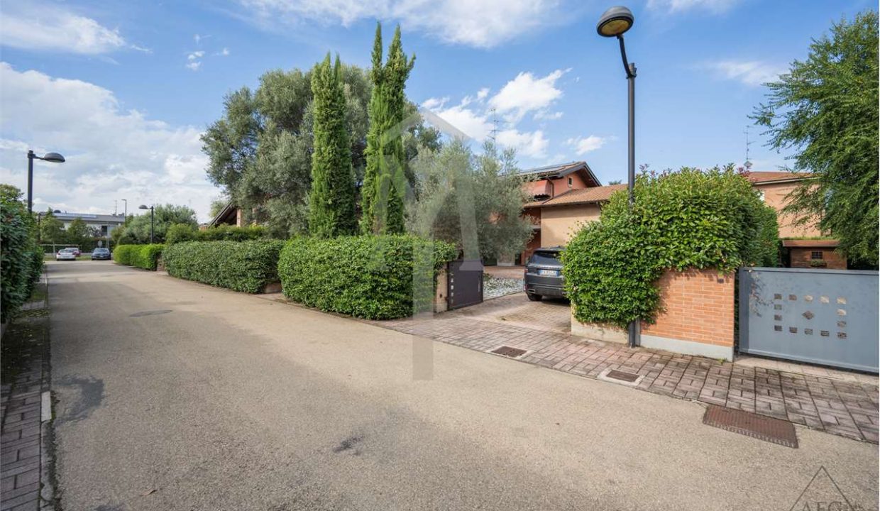 imm_37526-20240927163236-1280-