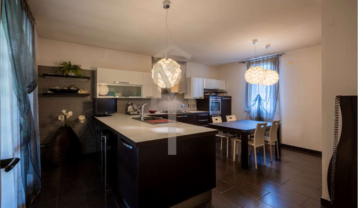 imm_37530-20251013102730-1280-