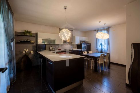 imm_37530-20251013102730-1280-