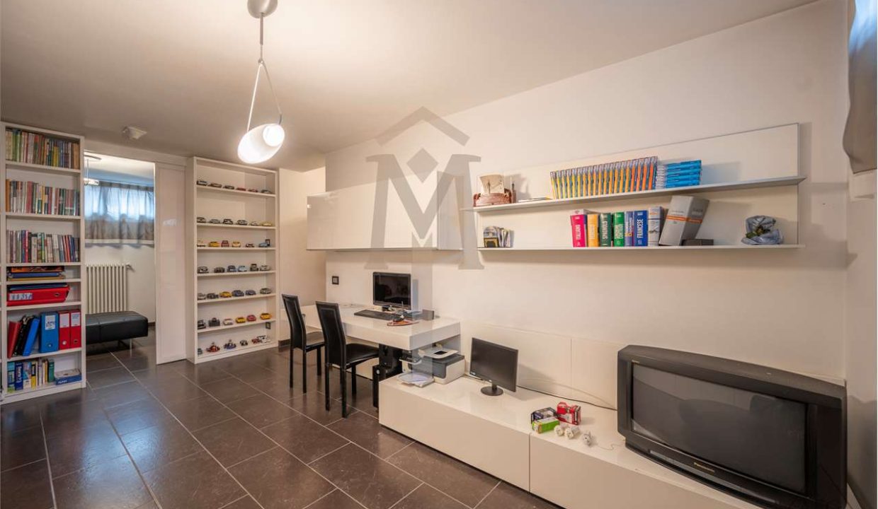 imm_37546-20251013102826-1280-