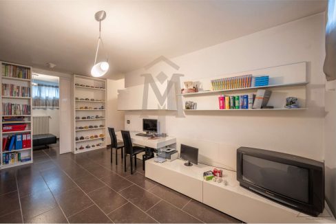 imm_37546-20251013102826-1280-