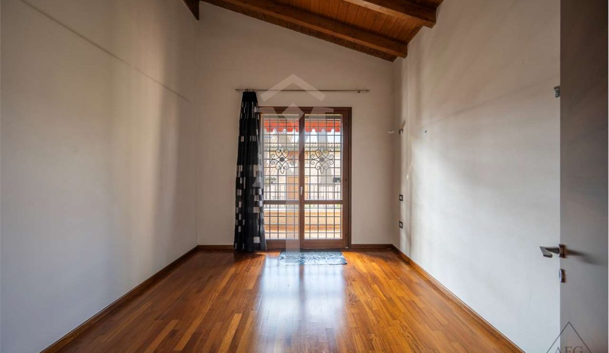 imm_37553-20251013103102-1280-