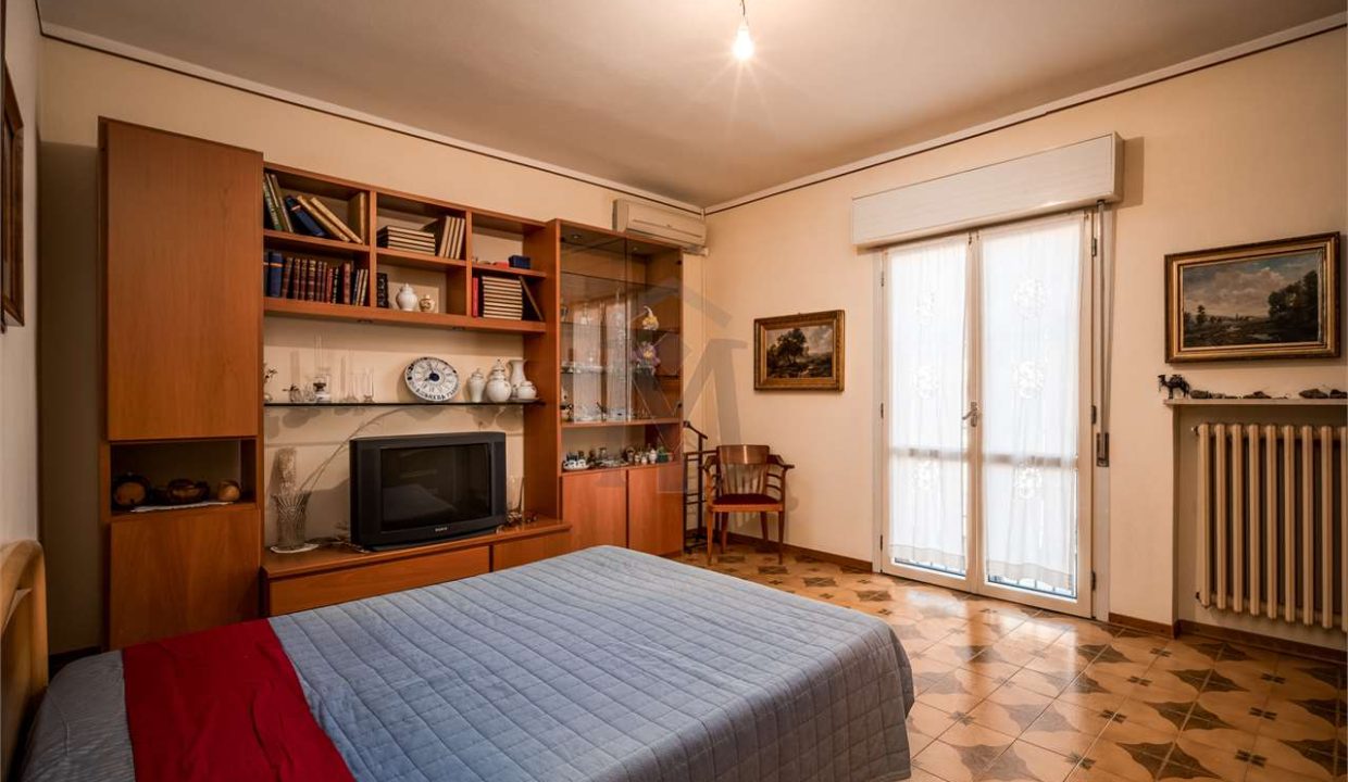 imm_39941-20250825174344-1280-