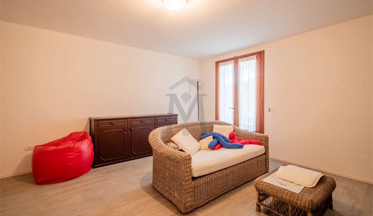 imm_40723-20250312184914-1280-