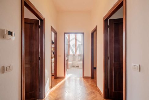 imm_40739-20250312184208-1280-