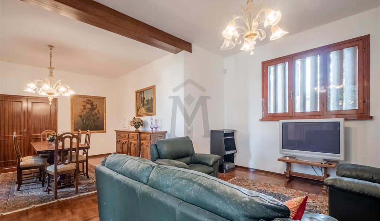 imm_40743-20250312184044-1280-