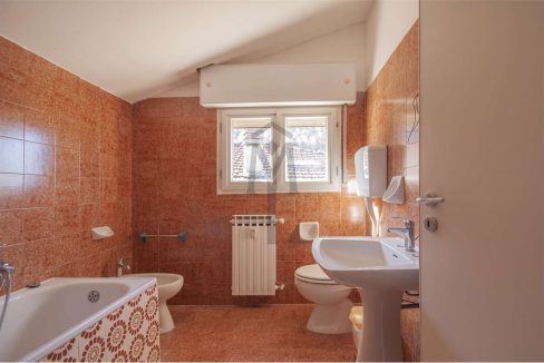 imm_41384-20251112174029-1280-