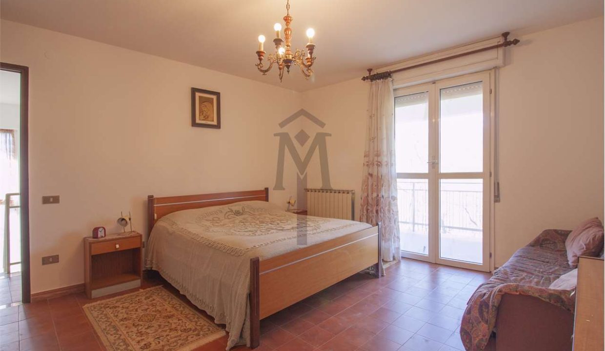 imm_41399-20251127172529-1280-