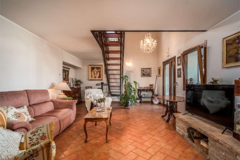 imm_41414-20250414120114-1280-