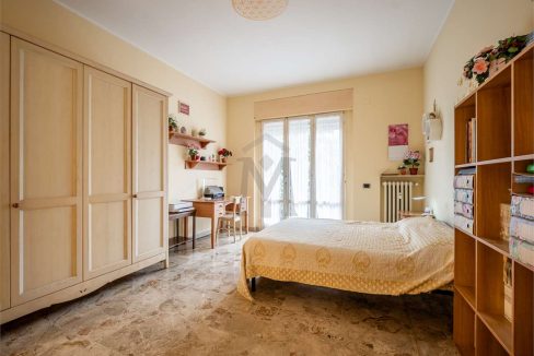 imm_43004-20250825174637-1280-