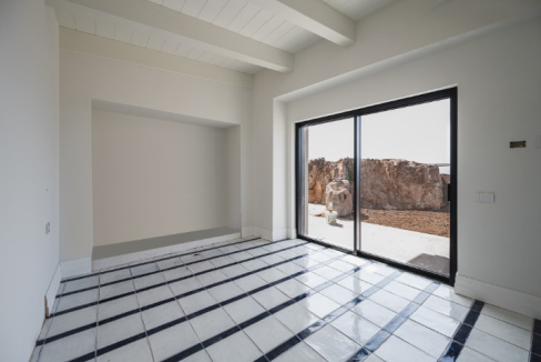 imm_43228-20250523095032-720-