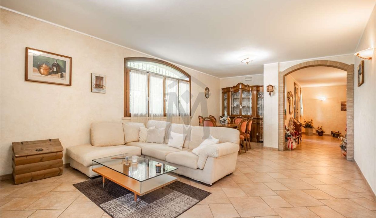 imm_44413-20250801161507-1280-