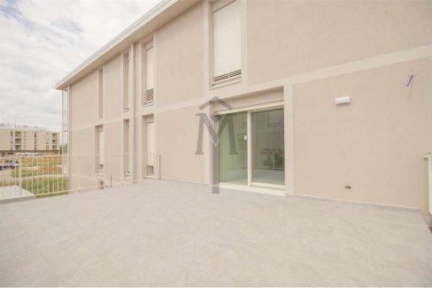 imm_44582-20250806190802-1280-