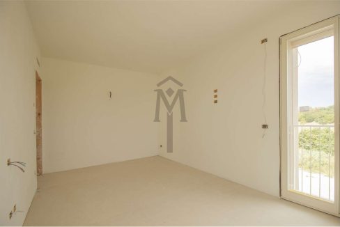 imm_44590-20250806190936-1280-