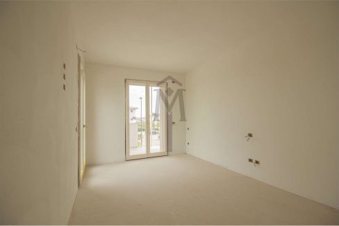 imm_44592-20250806190944-1280-