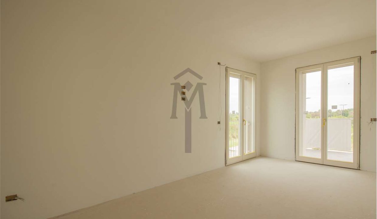 imm_44593-20250806190948-1280-