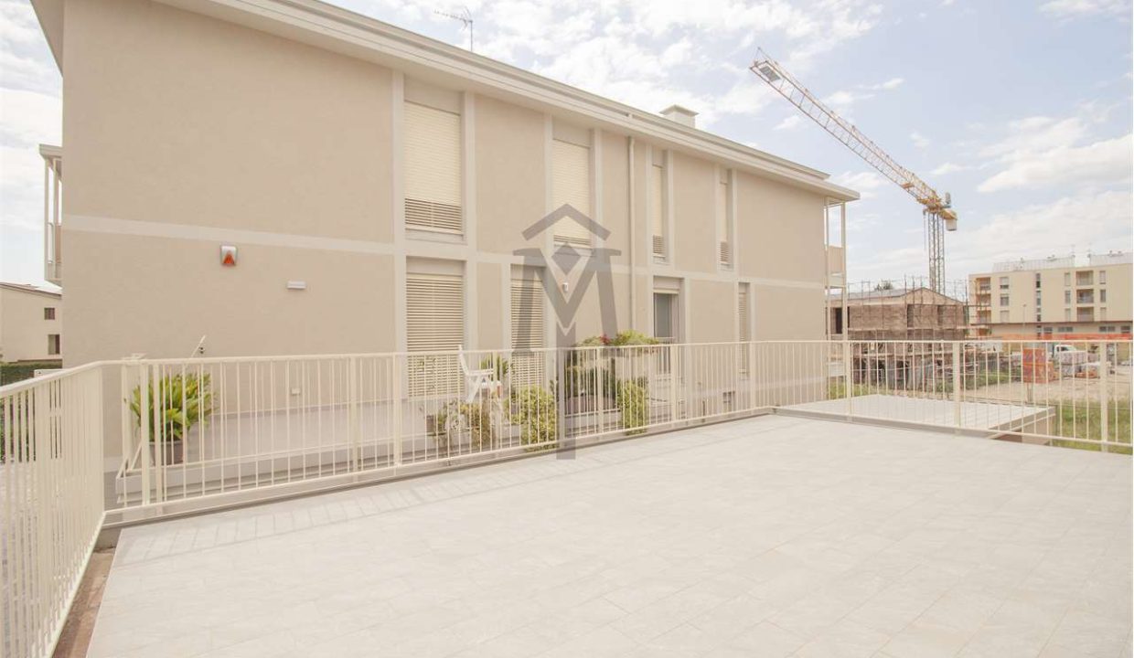 imm_44594-20250806190841-1280-