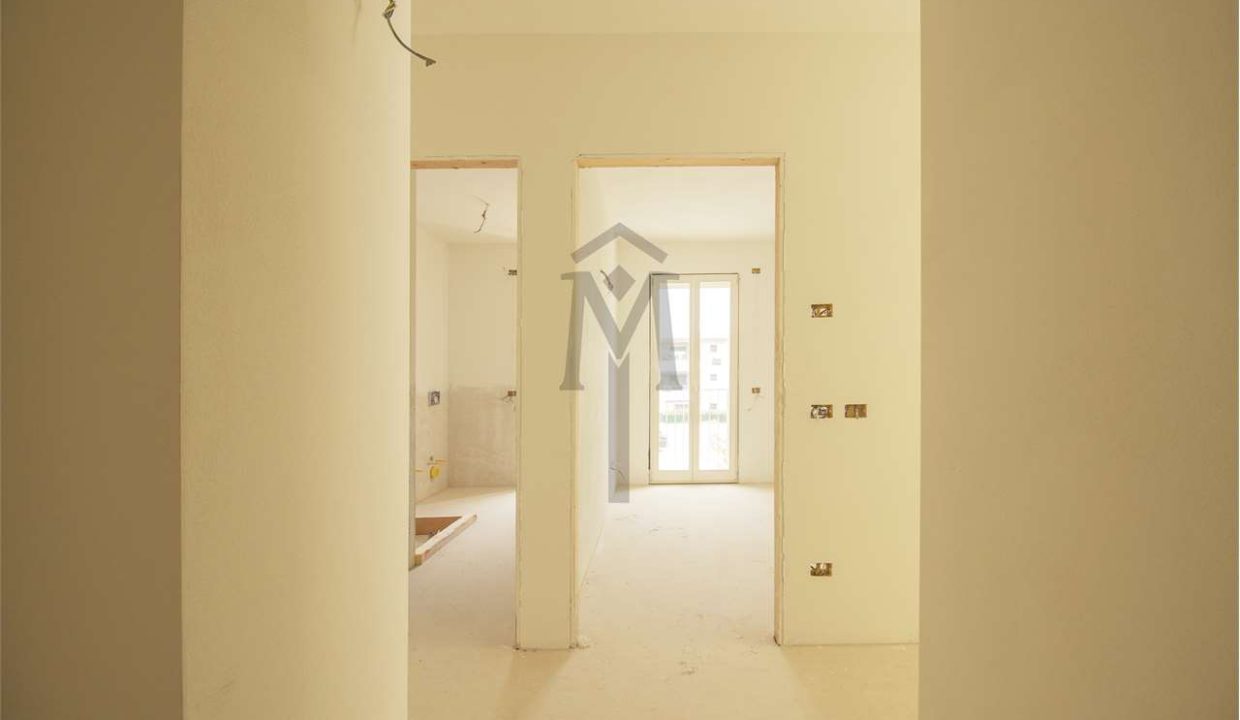 imm_44595-20250806190900-1280-