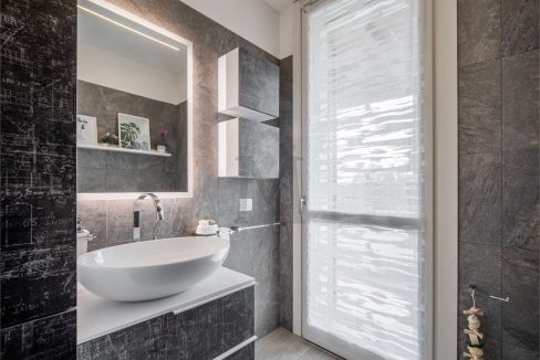 imm_44625-20250808122806-1280-