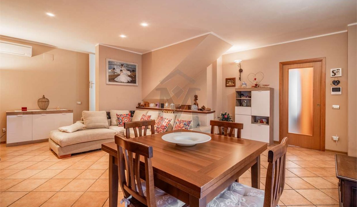 imm_45031-20250922162104-1280-